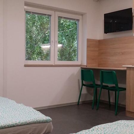 Hostel Delfin Štúrovo Zewnętrze zdjęcie