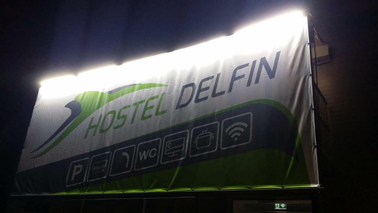 Hostel Delfin Štúrovo Zewnętrze zdjęcie
